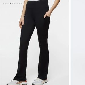 Jaanuu Women's Bootcut Yoga Scrub Pant